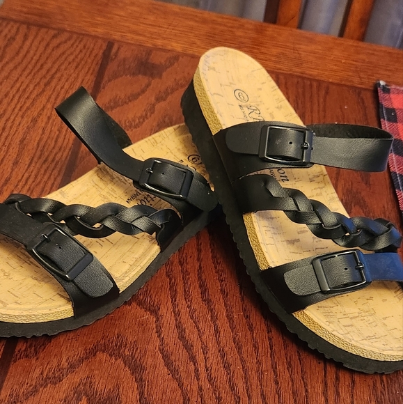 RK Collection Sandals - Picture 3 of 5